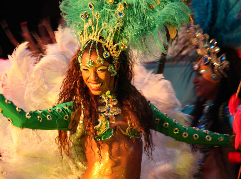 Karneval_feiern_wie_in_Rio_de_Janeiro_mit_der_Sambashow_von_Rio_Carnaval_06